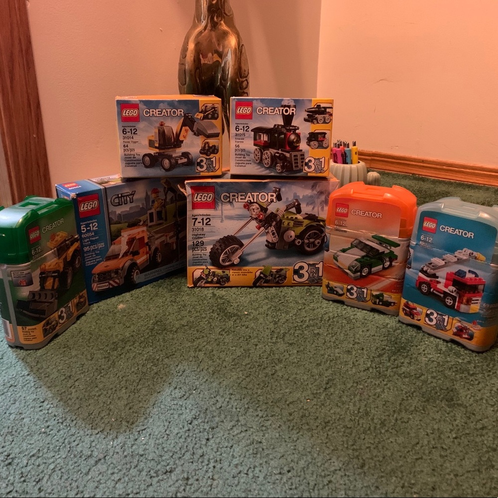 7 small LEGO set bundle